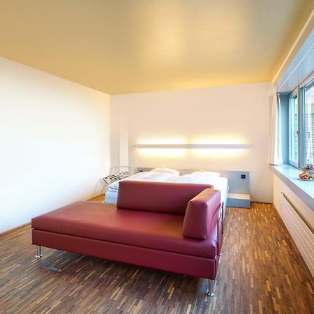 Dasbreitehotel Am Rhein Basel Eksteriør bilde