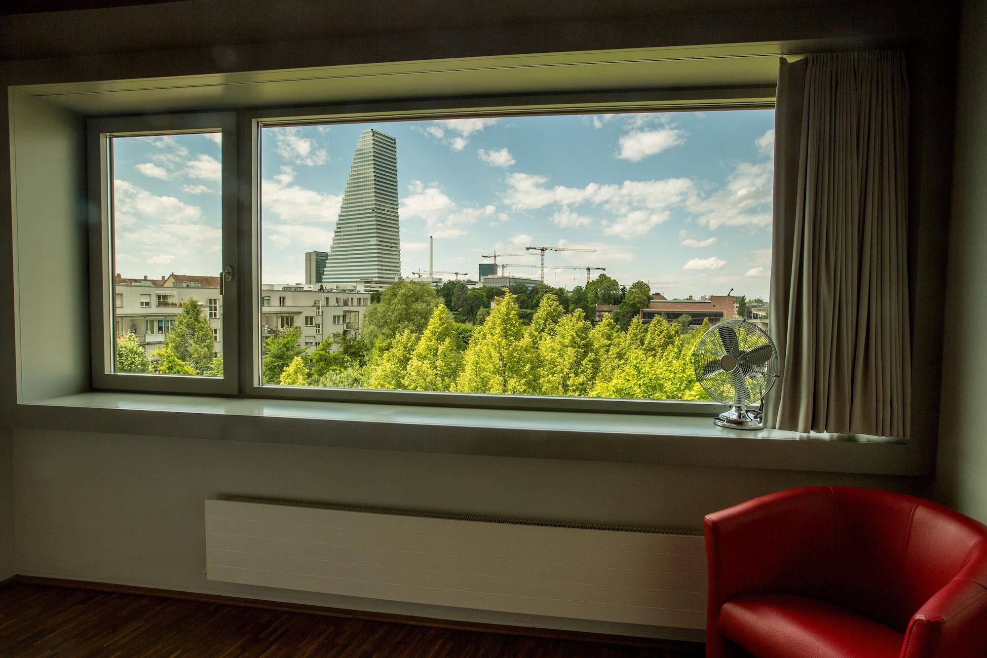 Dasbreitehotel Am Rhein Basel Eksteriør bilde