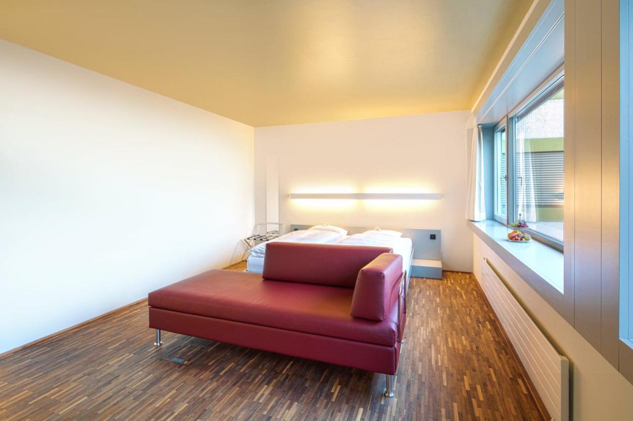 Dasbreitehotel Am Rhein Basel Eksteriør bilde
